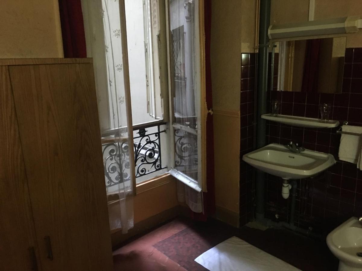 Hotel A la Pinte du Nord à Paris Extérieur photo