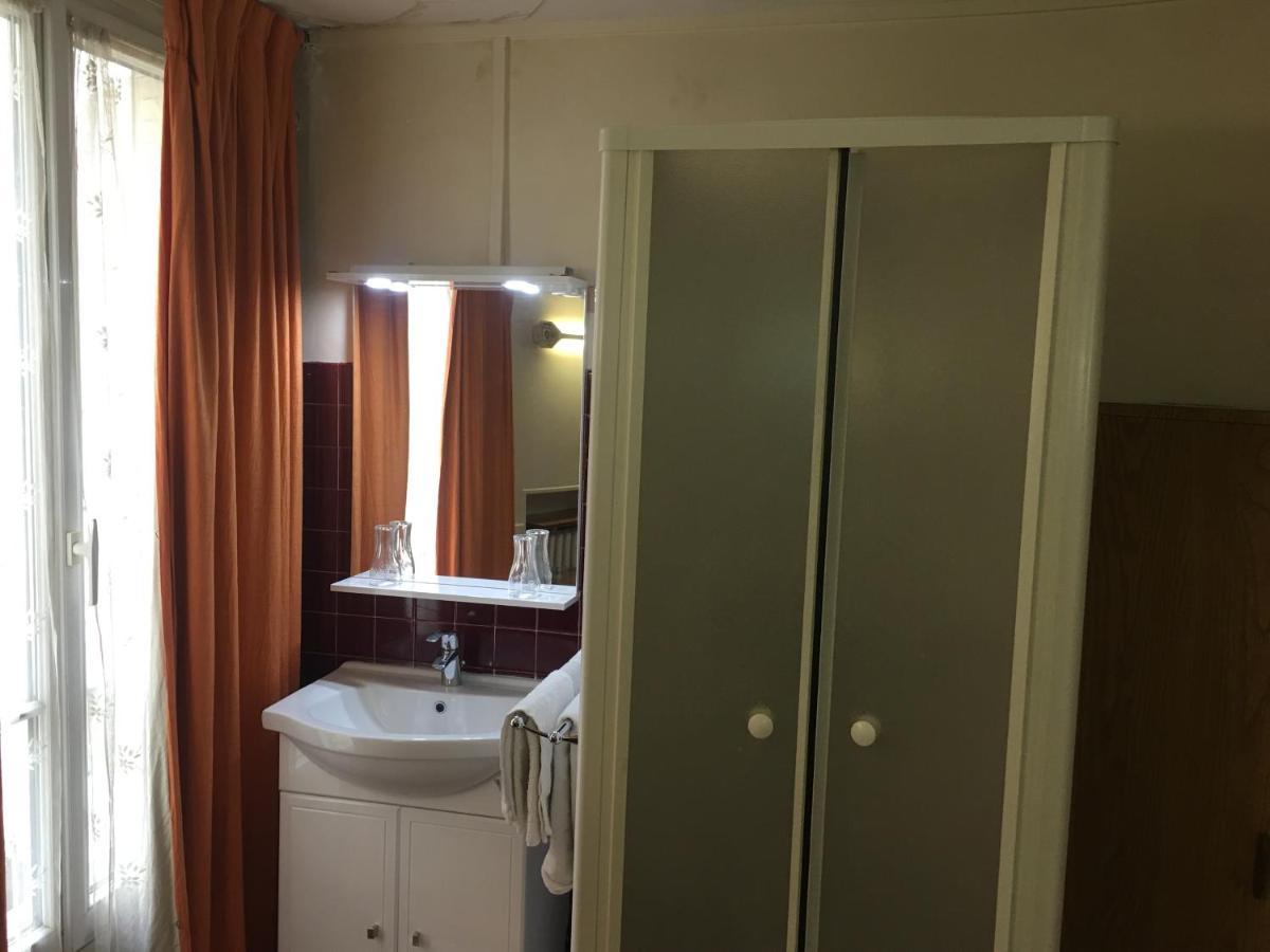 Hotel A la Pinte du Nord à Paris Extérieur photo